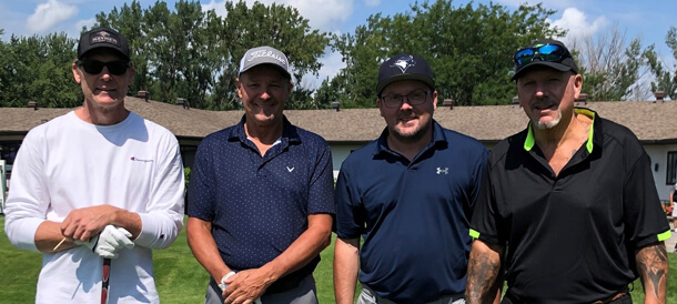 Travailleurs industriels dans prise photo